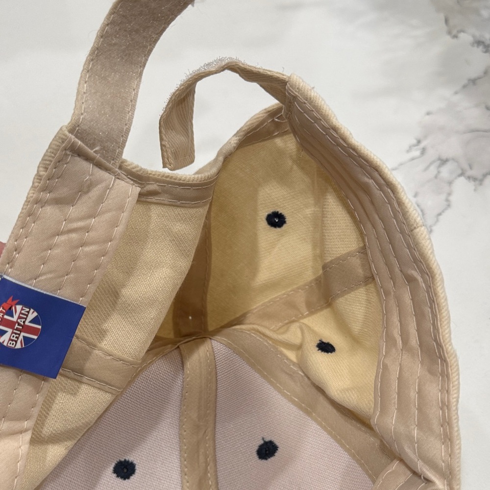London Cap with Flag Embroidery - Picture 9 of 9